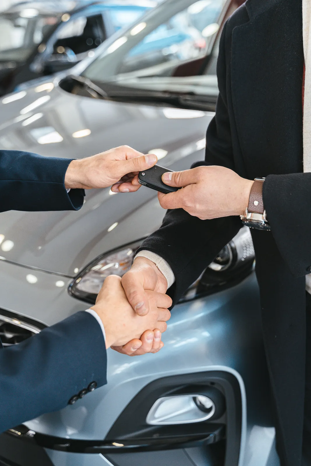 Piazzale Auto Prime con auto usate in vendita a Pompei